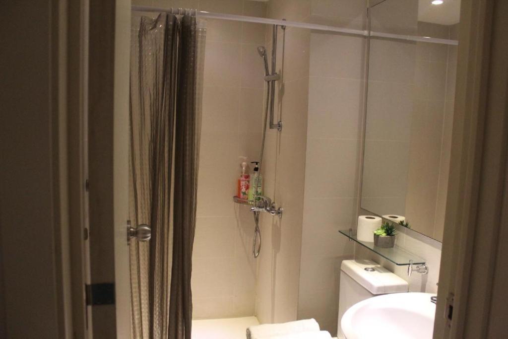 Azure Urban Resort A3 Near Airport Mall With Balcony Wavepool Manila Zewnętrze zdjęcie