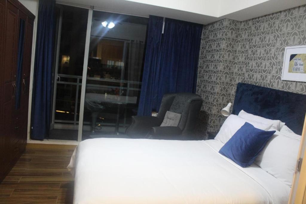 Azure Urban Resort A3 Near Airport Mall With Balcony Wavepool Manila Zewnętrze zdjęcie